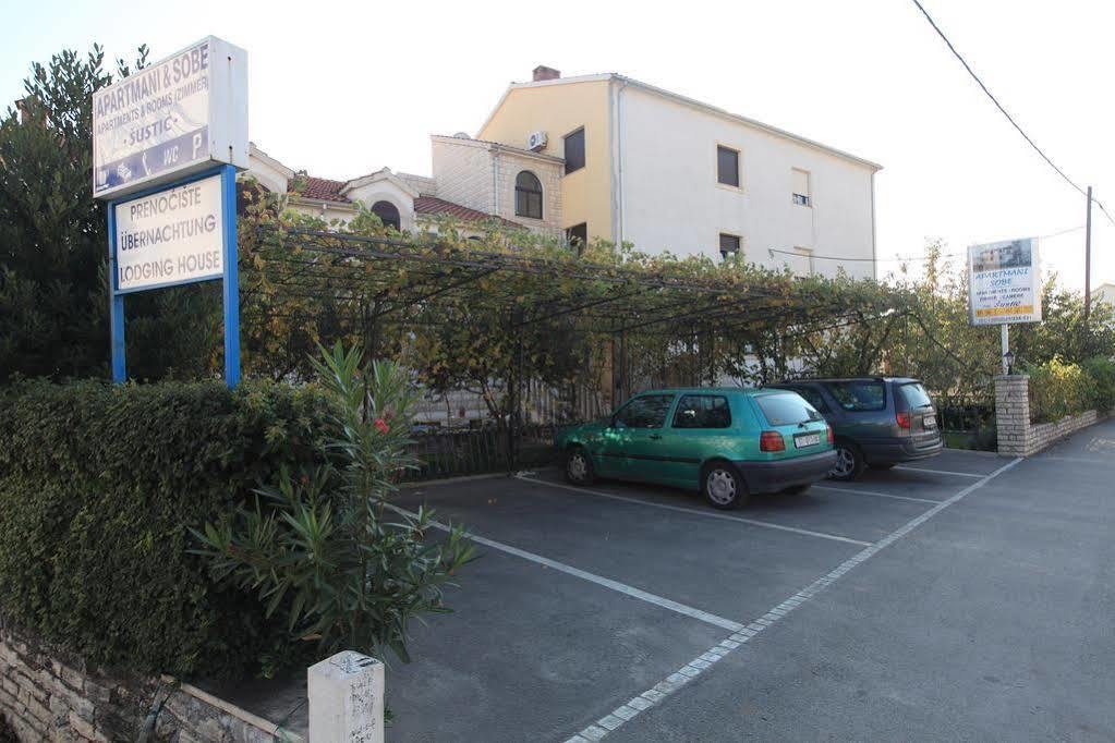 Apartments Sustic Kastela Exterior photo